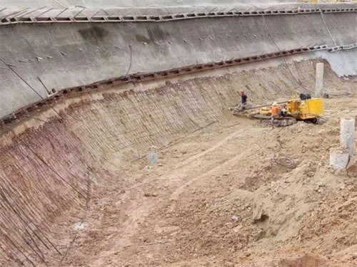 桦南基坑边坡加固