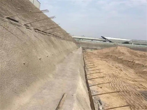 桦南河道边坡加固